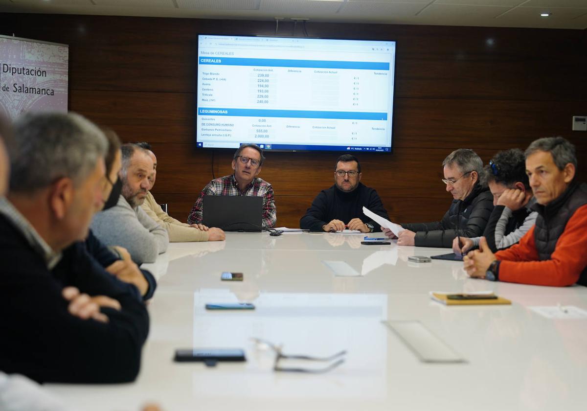 Debate del cereal en la Lonja de Salamanca.