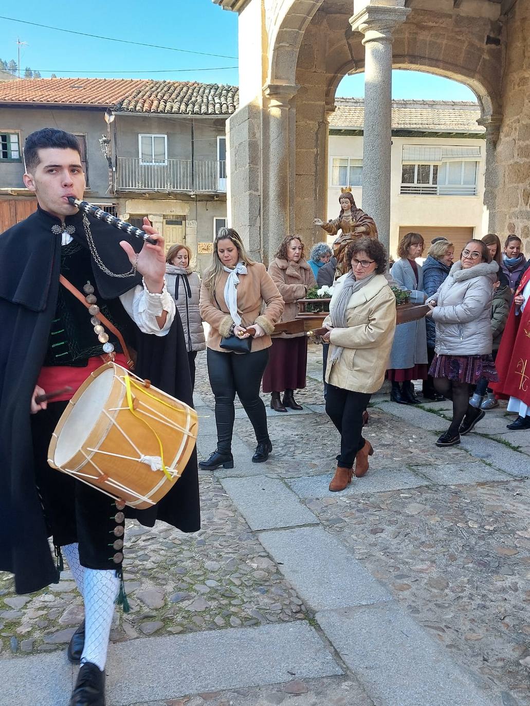 San Esteban de la Sierra honra a Santa Águeda