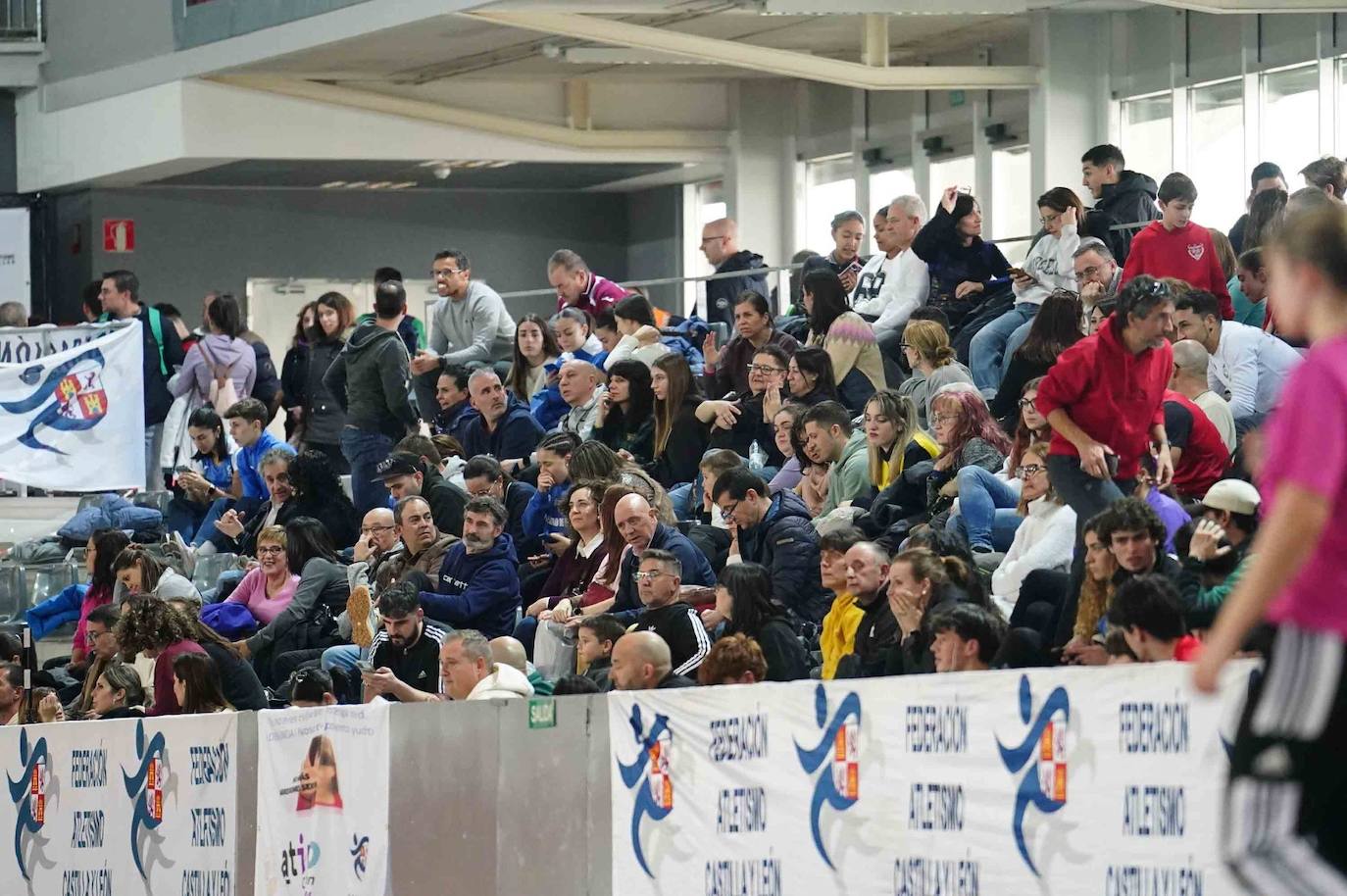 Las mejores imágenes de una gran tarde de atletismo culminada con el carrerón de Eva Santidrián