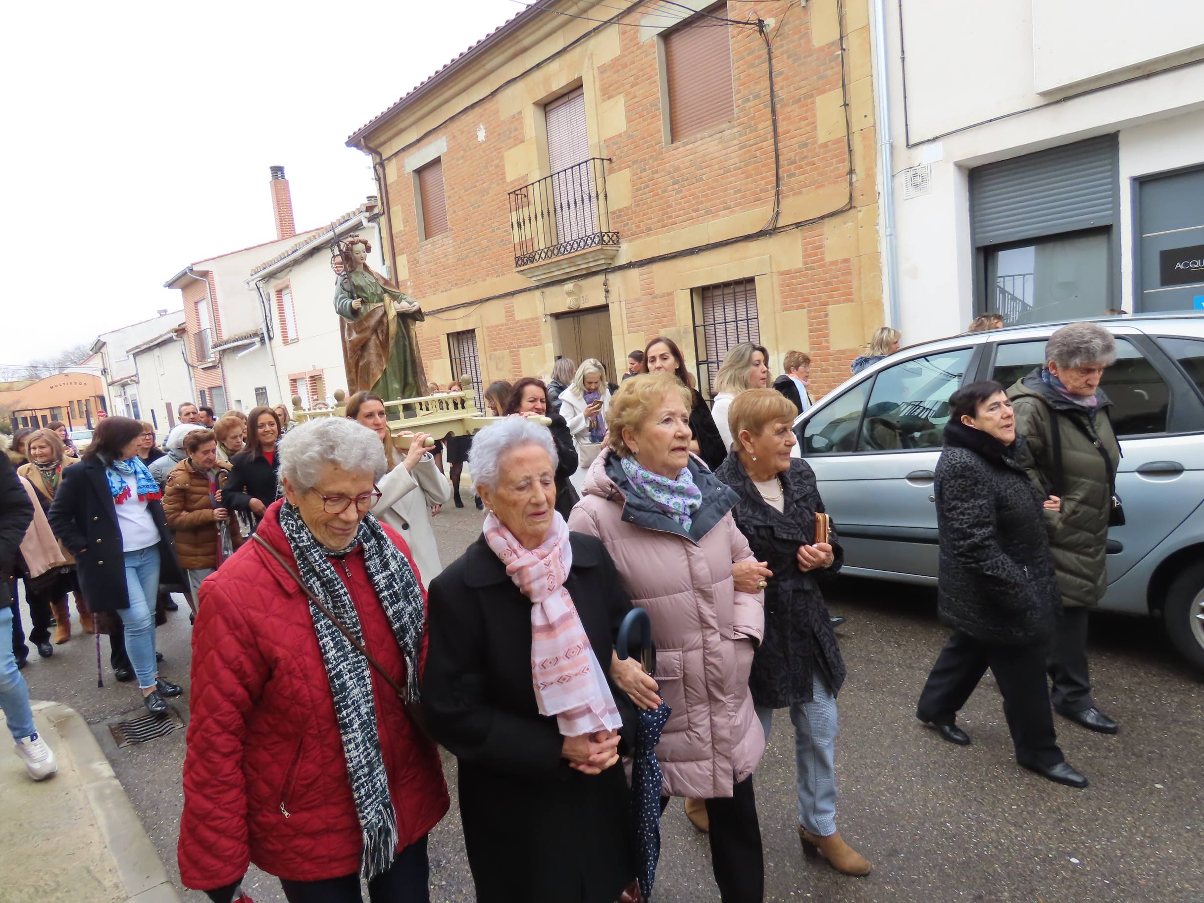 Una aguedera mayor, 63 mujeres y 14 mayordomas en Babilafuente