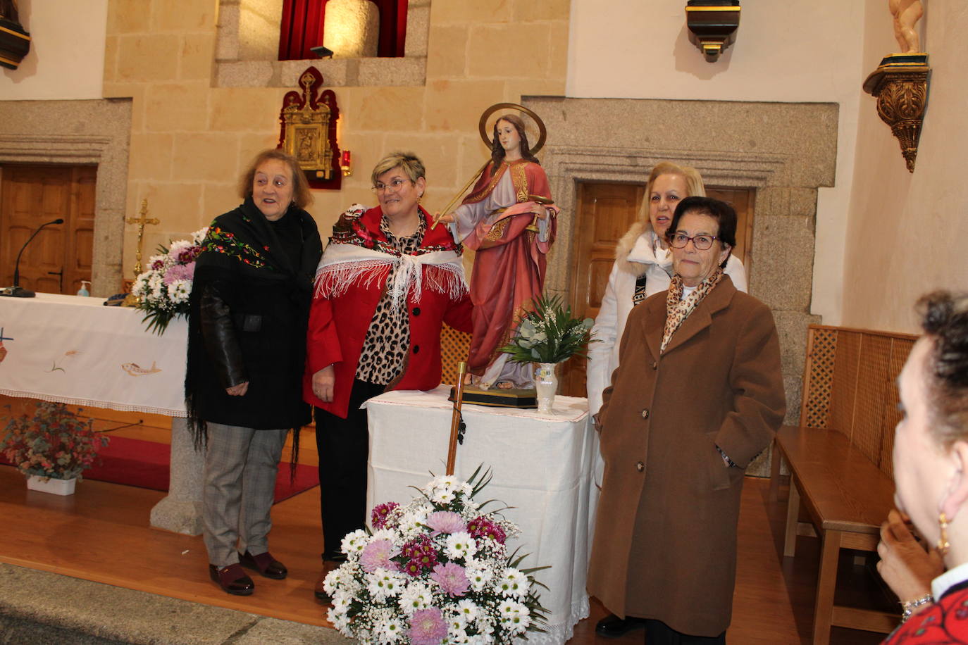 Las mujeres de Fuenterroble de Salvatierra celebran la festividad de Santa Águeda