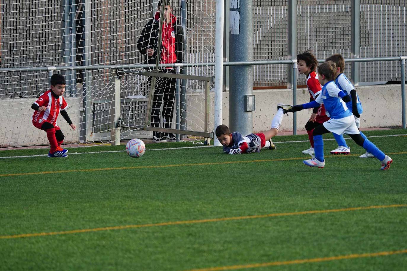 Las mejores imágenes de la jornada 15 de futbol base