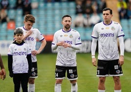 Cristeto, Parra y Óscar Lorenzo, en los prolegómenos del duelo contra el Coruxo.