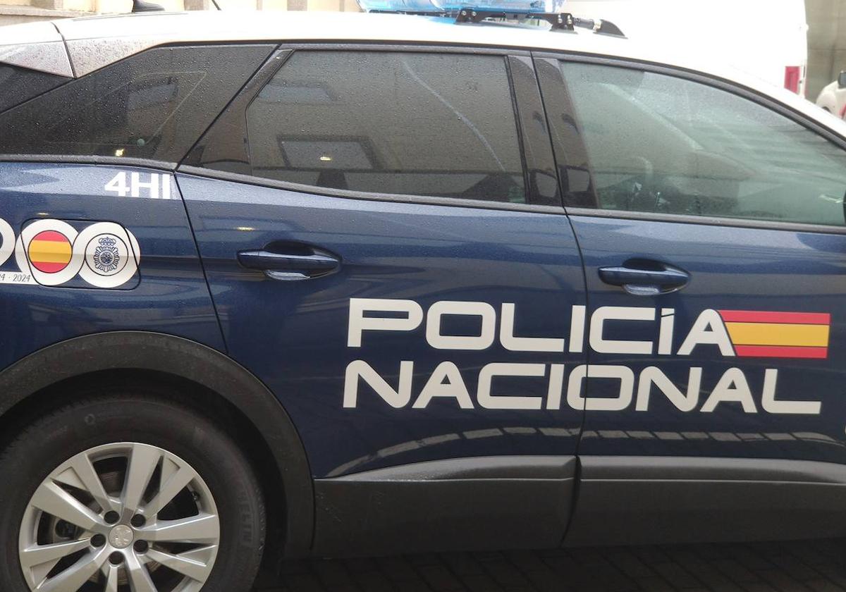 La Policía detiene a un hombre por robar en una habitación alquilada forzando la puerta