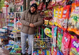 Manuel Álvarez en el quiosco de la plaza de Los Bandos.