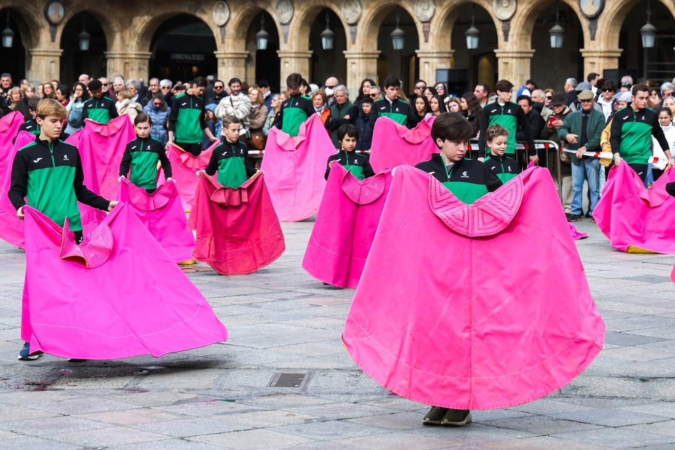 Así ha sido la exhibición de toreo en la Plaza Mayor de Salamanca