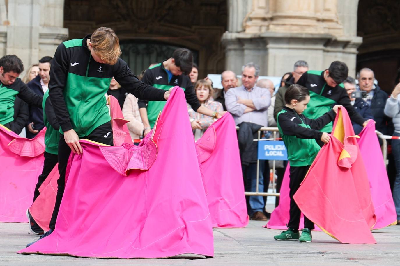 Así ha sido la exhibición de toreo en la Plaza Mayor de Salamanca