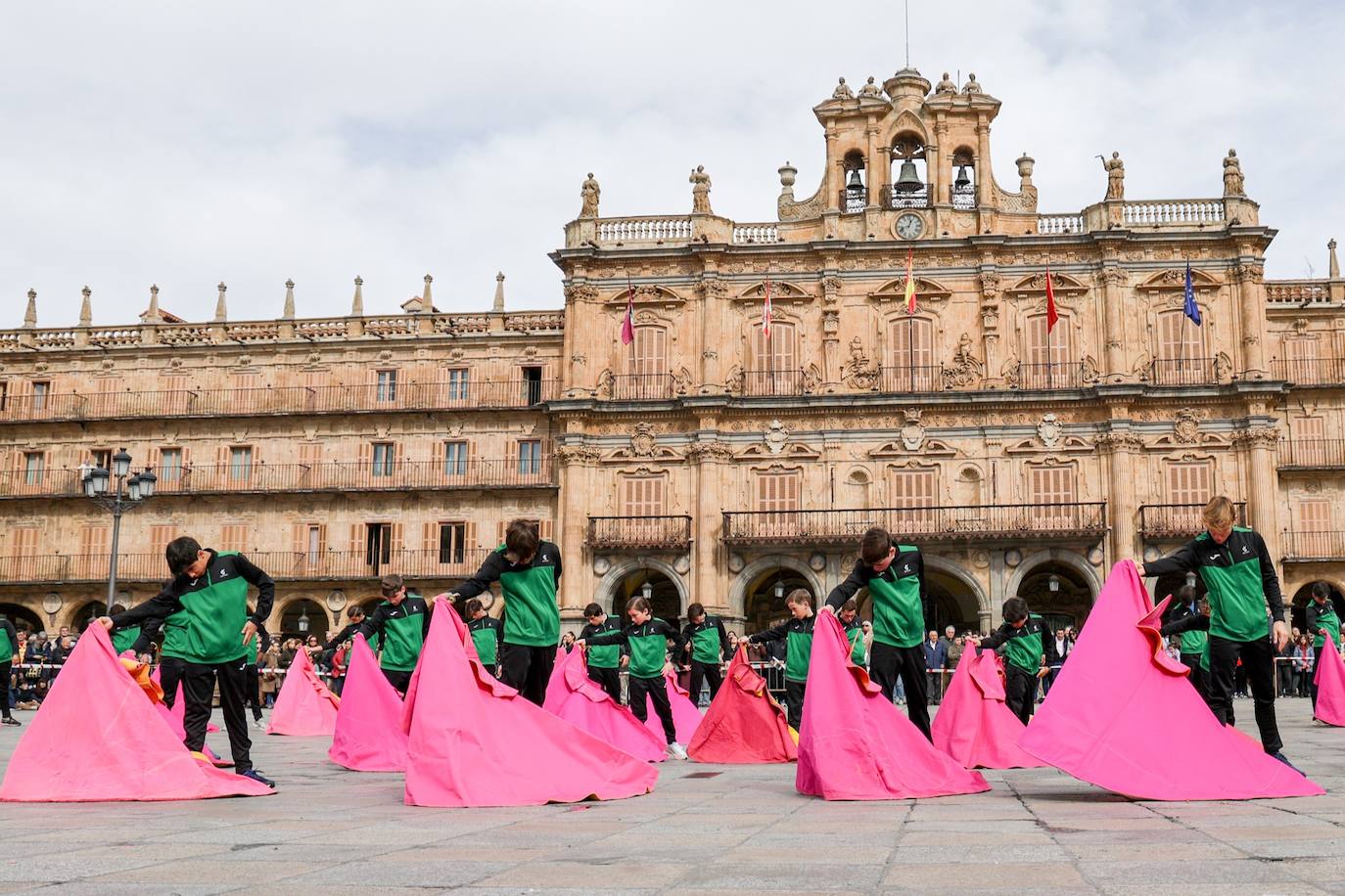 Así ha sido la exhibición de toreo en la Plaza Mayor de Salamanca