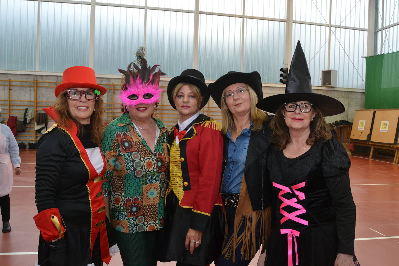 El grupo de mujeres “Amanecer” de Ciudad Rodrigo vive su fiesta de Carnaval