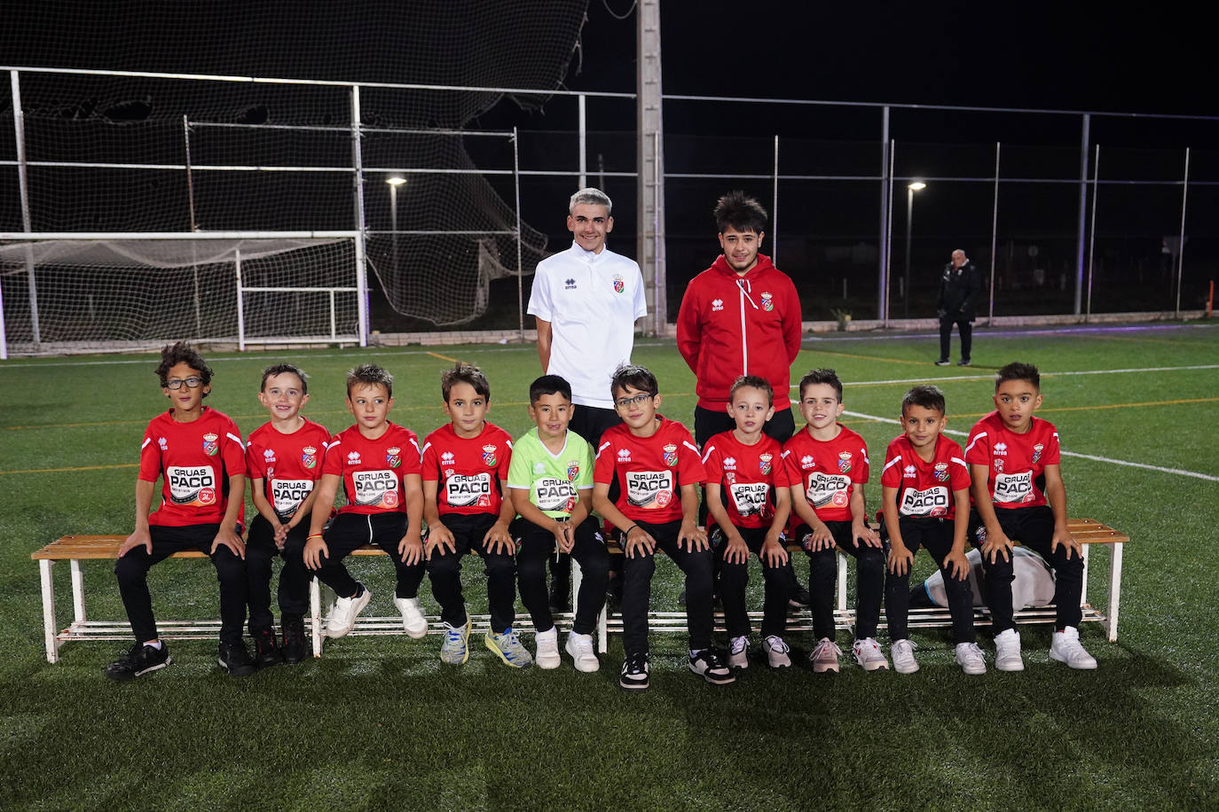 Arriba (de izquierda a derecha): Antonio Fernández (entrenador) y Hugo (entrenador). Abajo (de izquierda a derecha): Dylan, Darío Casas, Hugo Buitrago, Hugo Marcos, Pablo Carpio, Nuno, Dennis, Marcos, Óscar Miguel y Yeray Ramos.