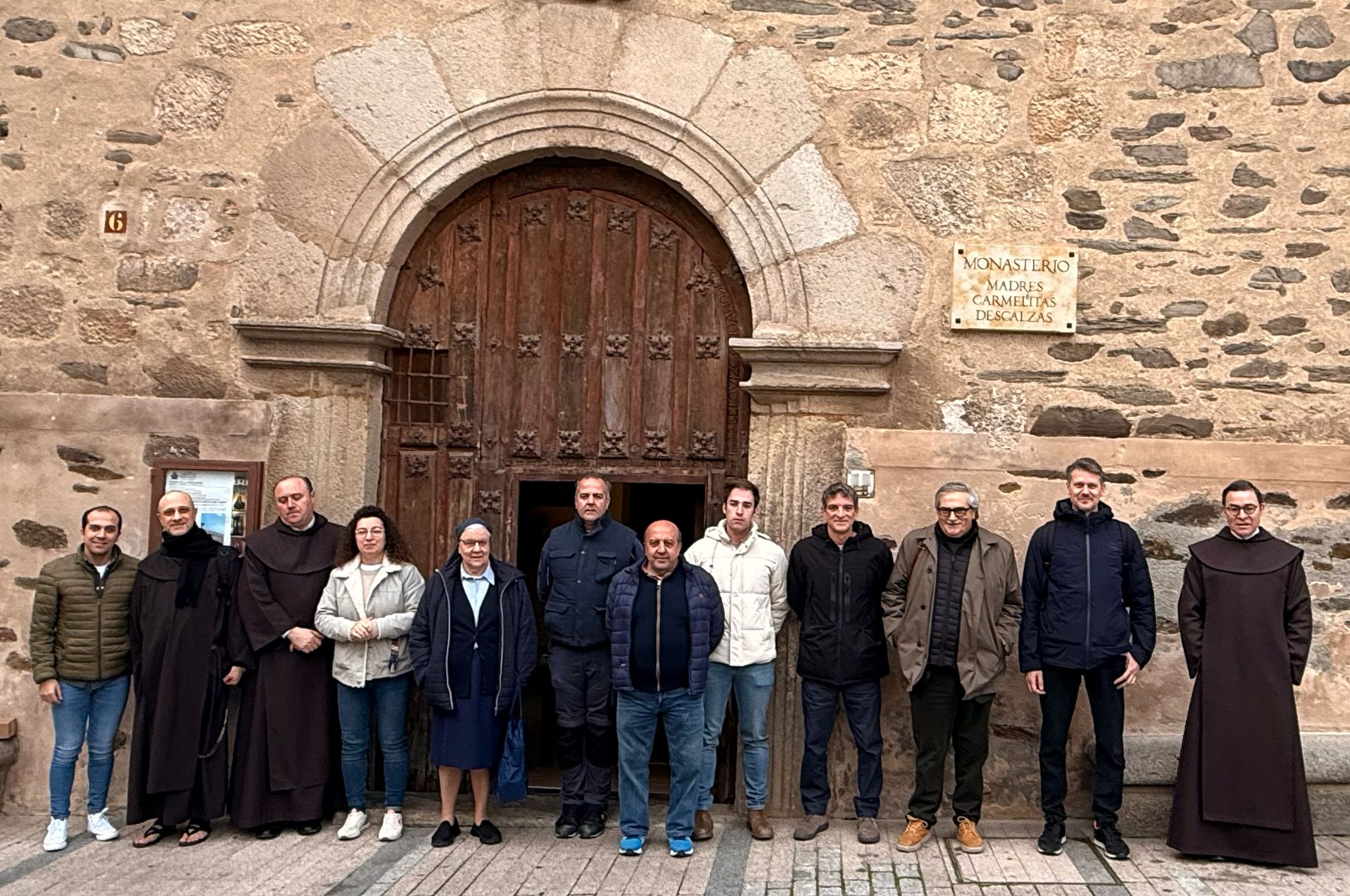 El equipo italiano regresa a Alba y retoma el estudio del sepulcro de Santa Teresa