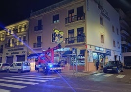 Los Bomberos en el Hostal.