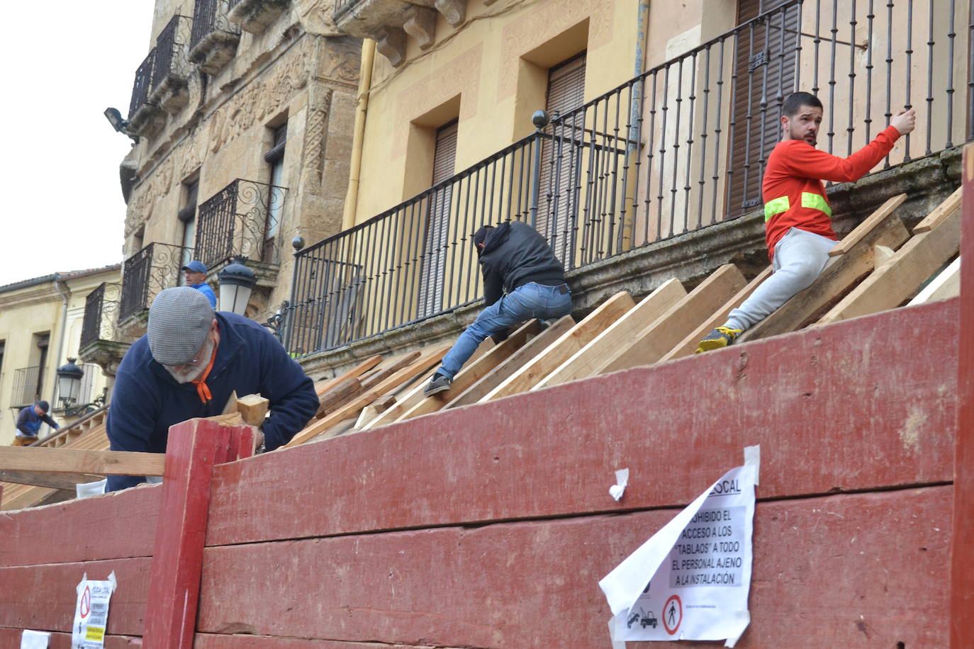 Los tablaos del Carnaval del Toro se alzan en Ciudad Rodrigo