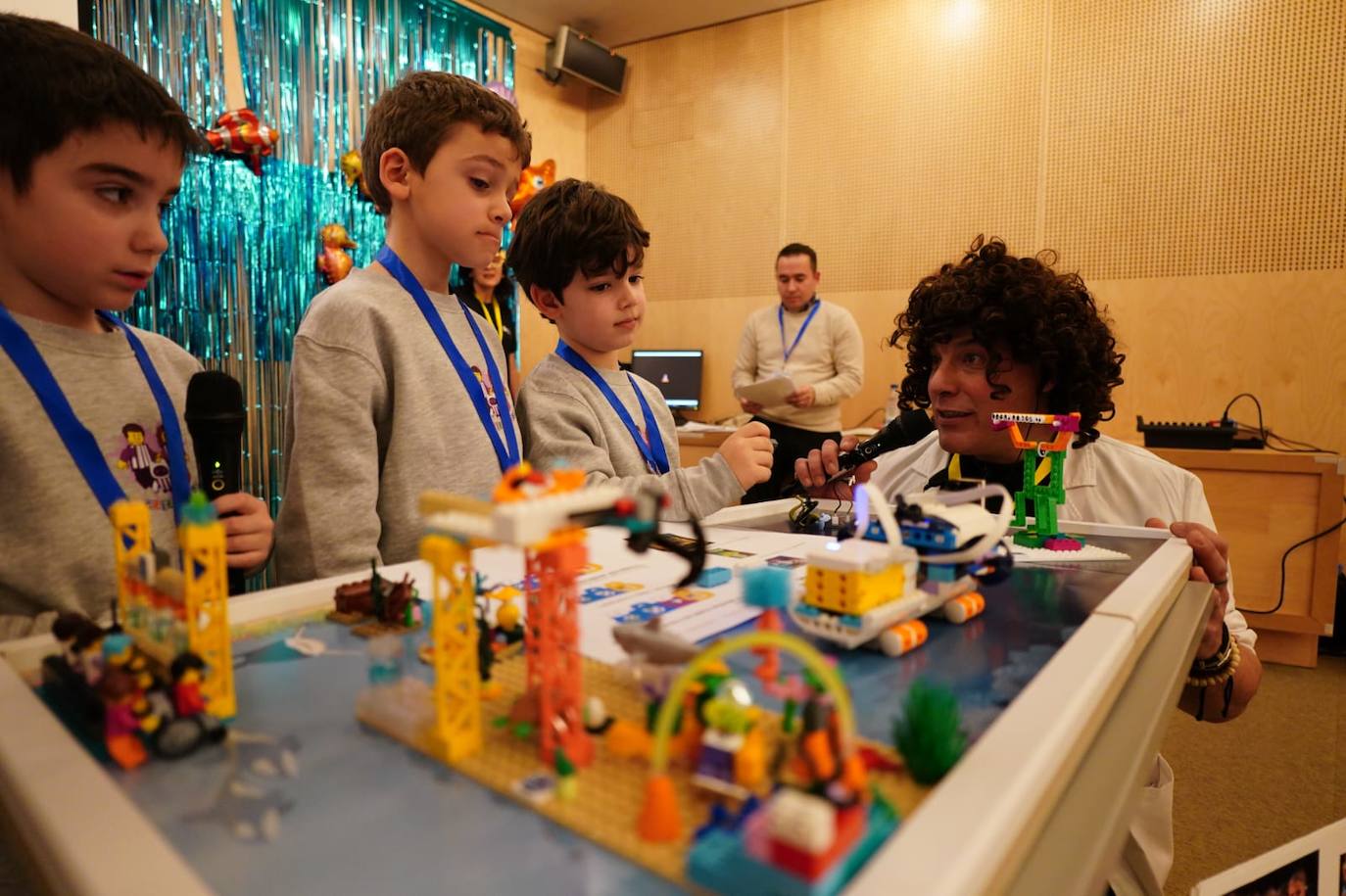 Más de 500 niños y jóvenes disfrutan de la IX Edición del Torneo &#039;First Lego League&#039;