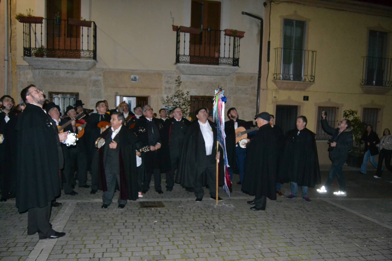 Bello pregón de la Asociación Charra del Caballo para ensalzar el Carnaval del Toro