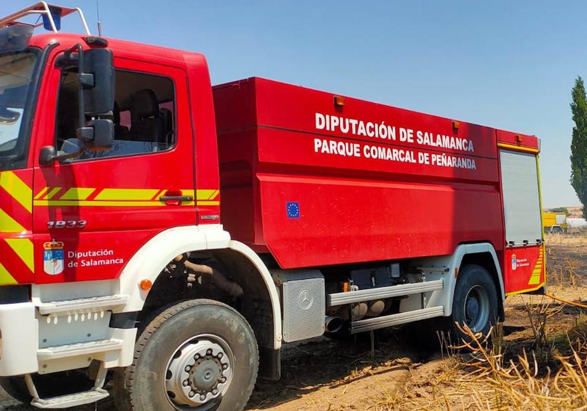 Imagen de un camión de los Bomberos de la Diputación.