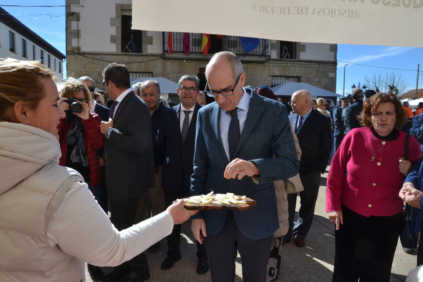 Gran animación en el Día del Almendro de La Fregeneda