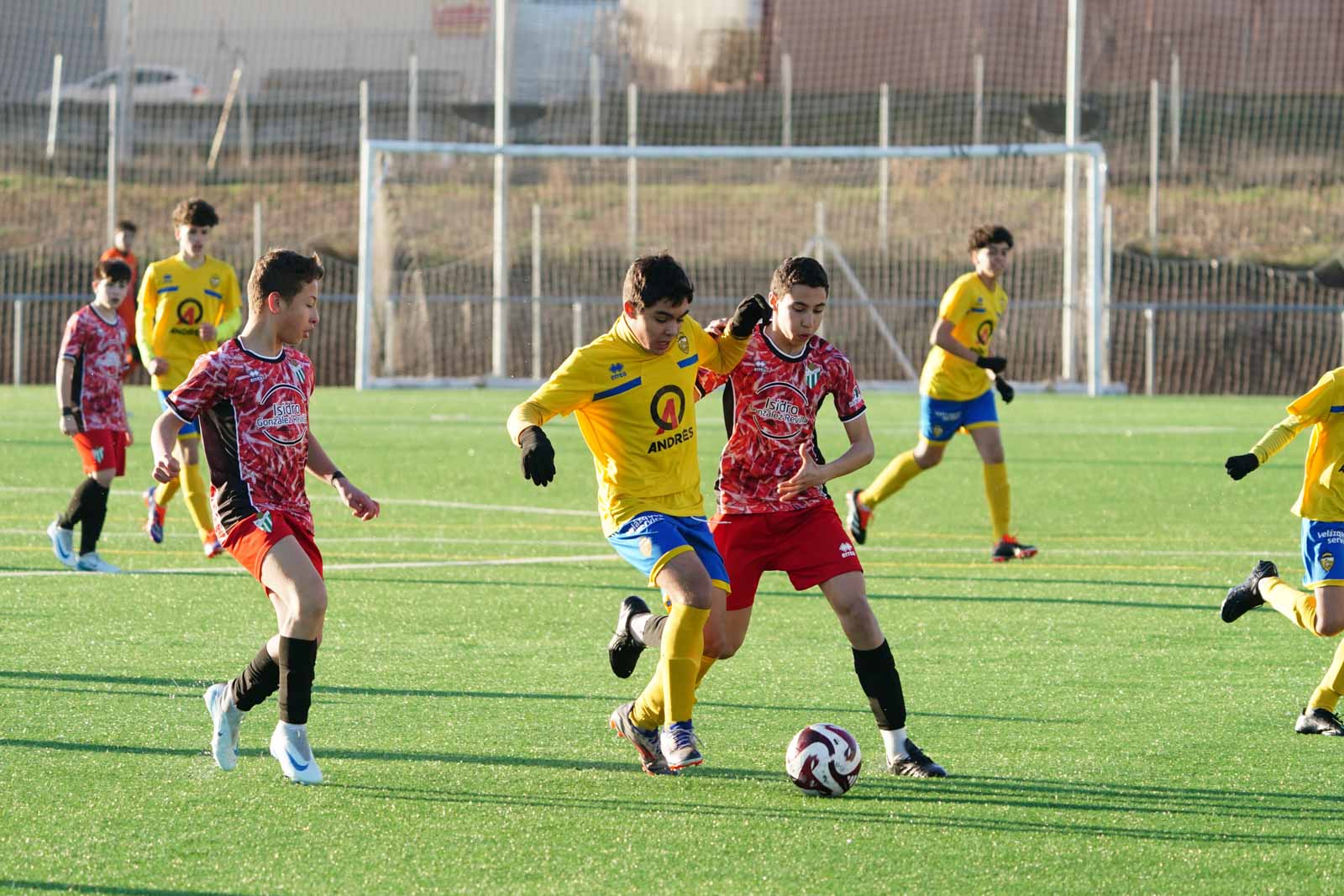 Las mejores imágenes de la jornada 17 en el fútbol base