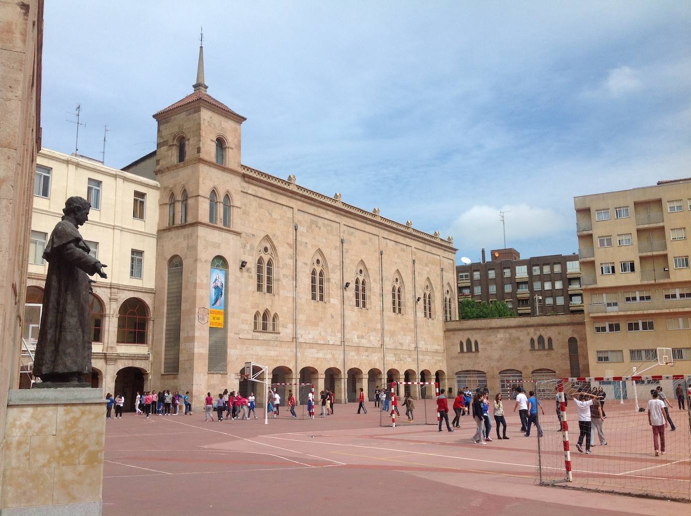 Tecnología, calidad y cercanía en el colegio María Auxiliadora