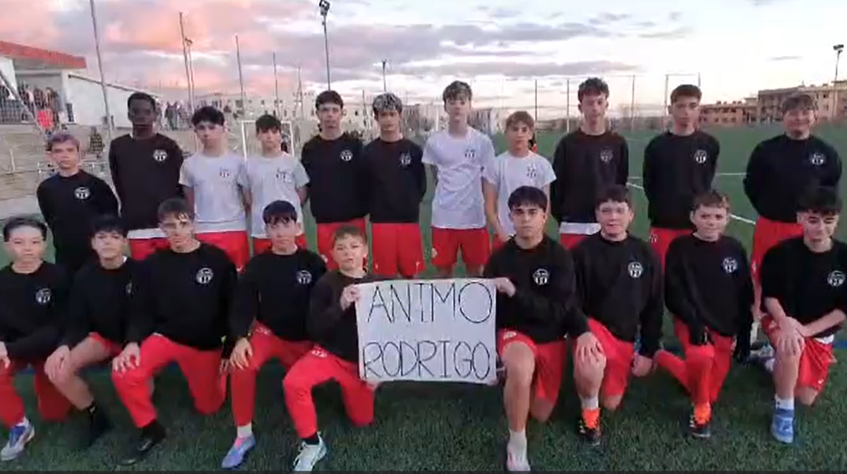 Emotivo vídeo de apoyo del Pizarrales al joven del Guijuelo que estuvo en observación tras un fuerte choque