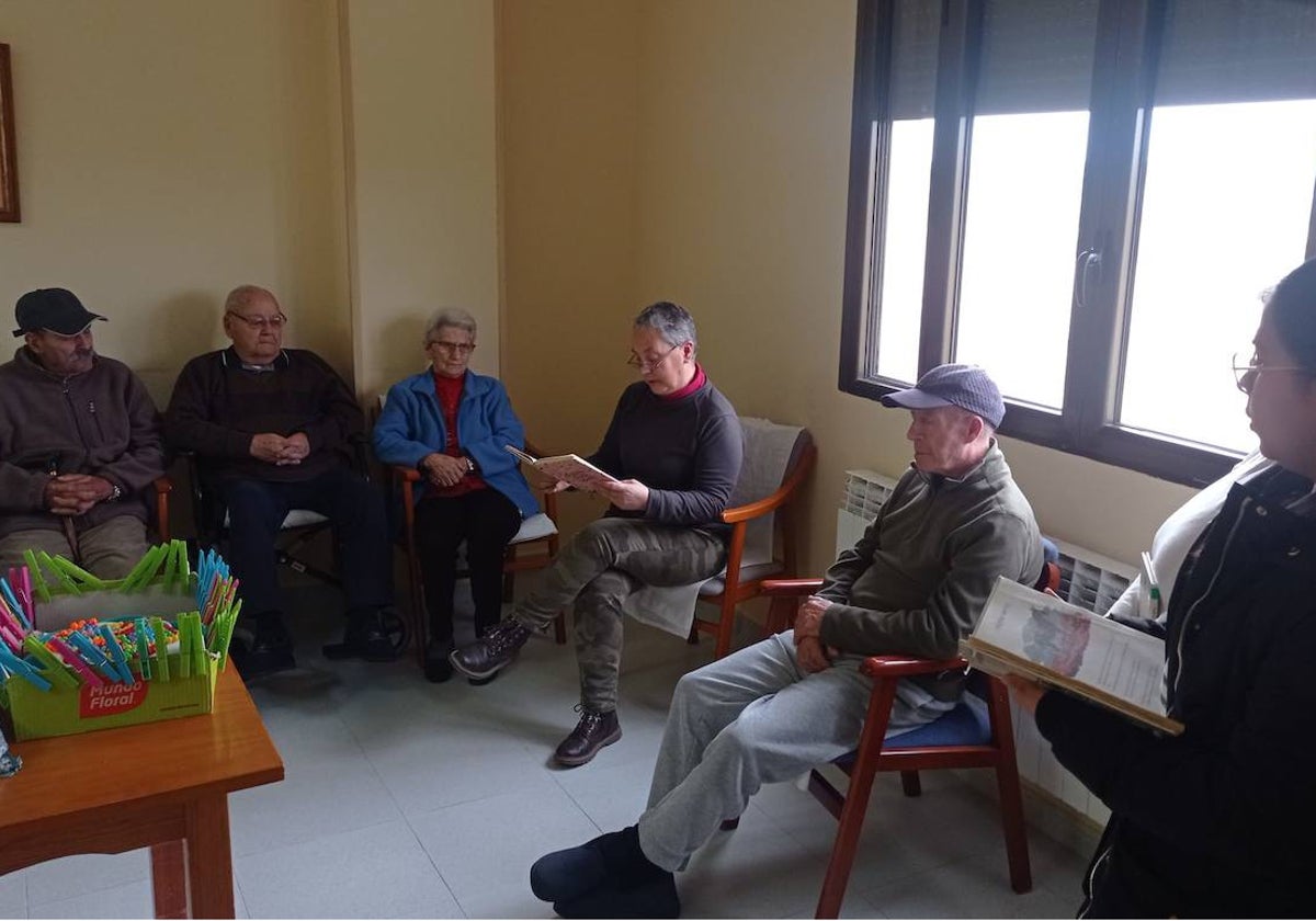 Residencia El Plantío, en Agallas, con la participación de tres voluntarios.