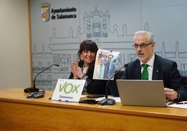 María Carpio y Alejandro Pérez de la Sota, en el Ayuntamiento de Salamanca.