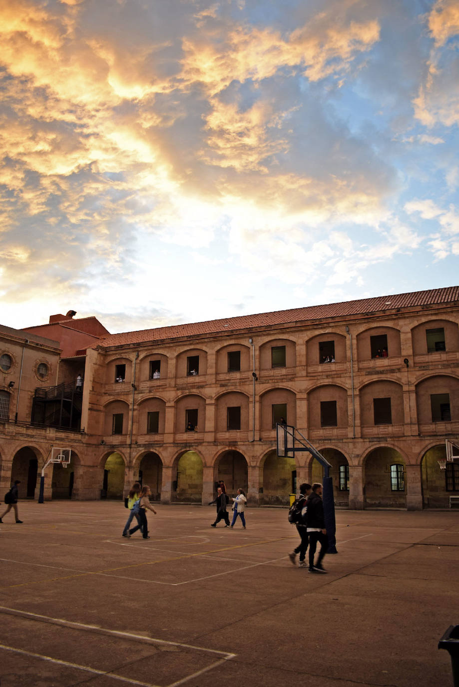 Escuelas que dejan huella, pero no de carbono