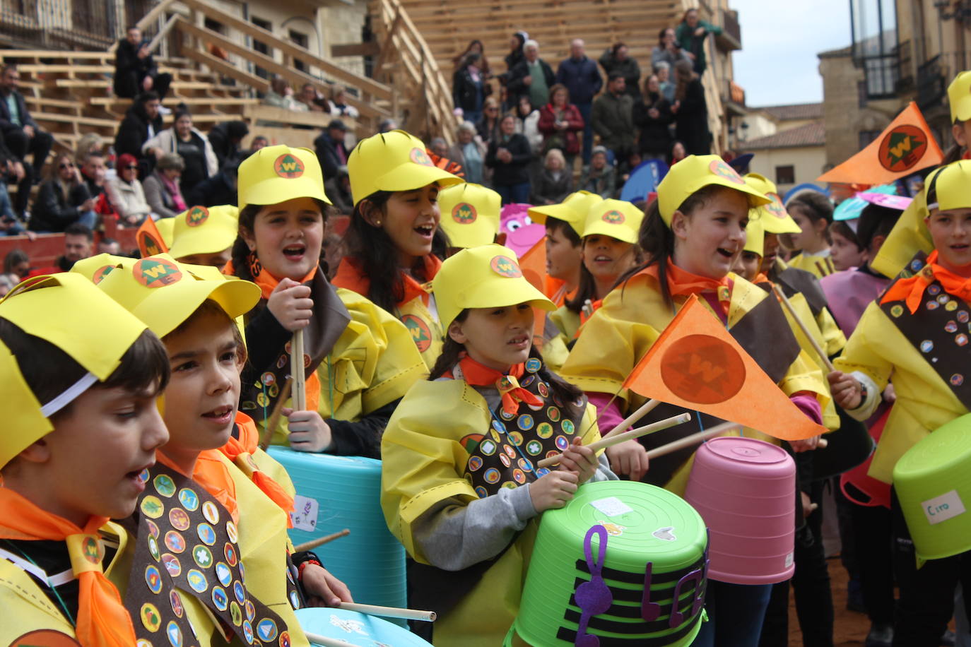 Los más pequeños dan el pistoletazo de salida al Carnaval del Toro