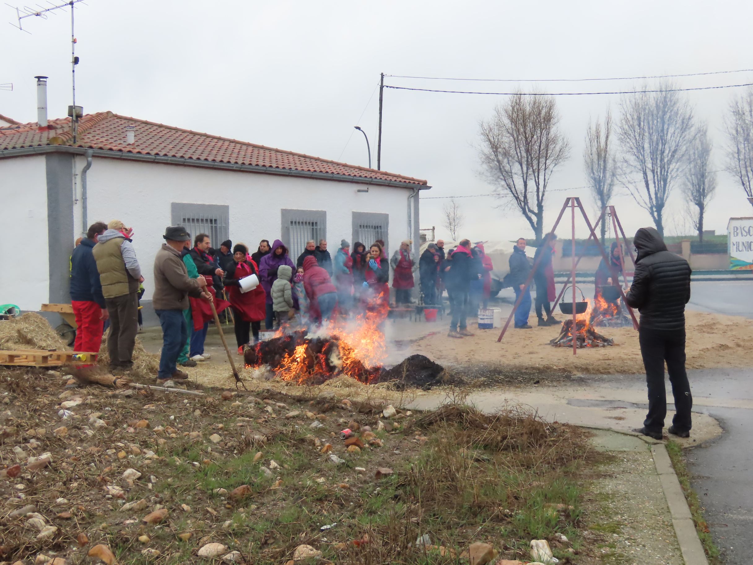 Destacada participación en la II matanza tradicional de Bóveda del Río Almar