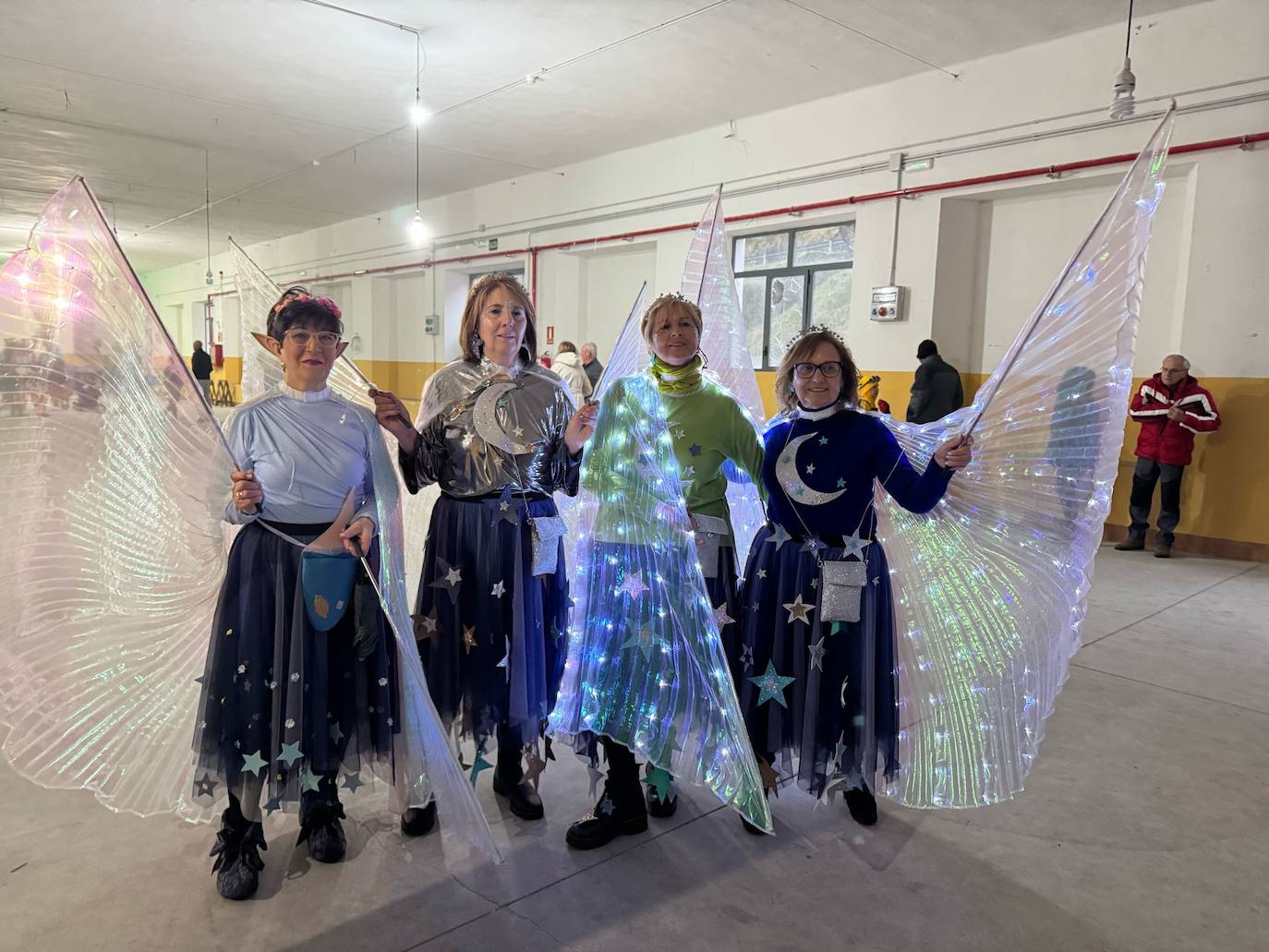 Multitudinaria fiesta de Carnaval en Béjar aún sin desfile por la lluvia