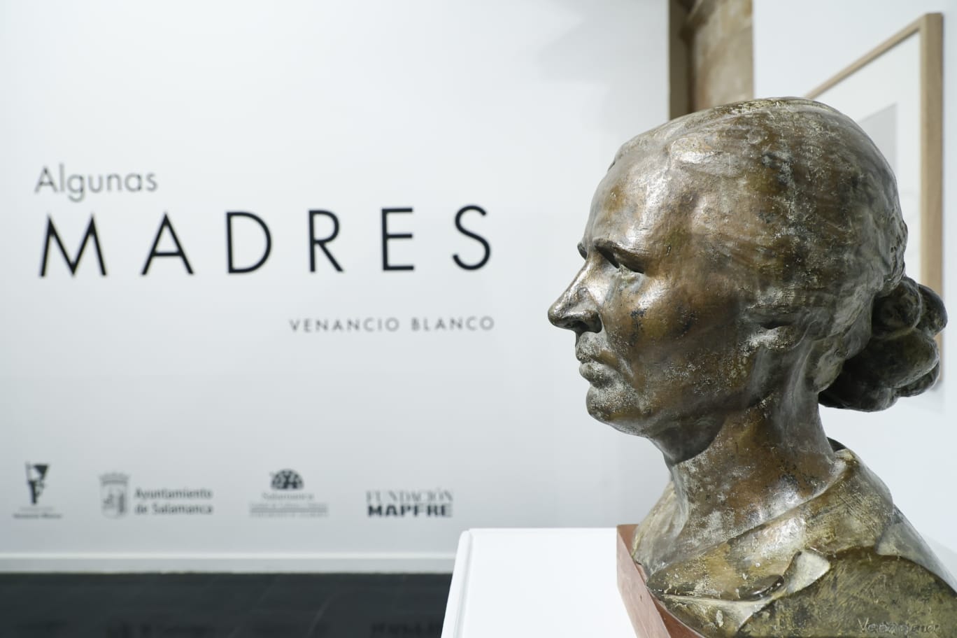 &#039;Algunas Madres&#039;, la oda de Venancio Blanco a la maternidad se expone en Santo Domingo