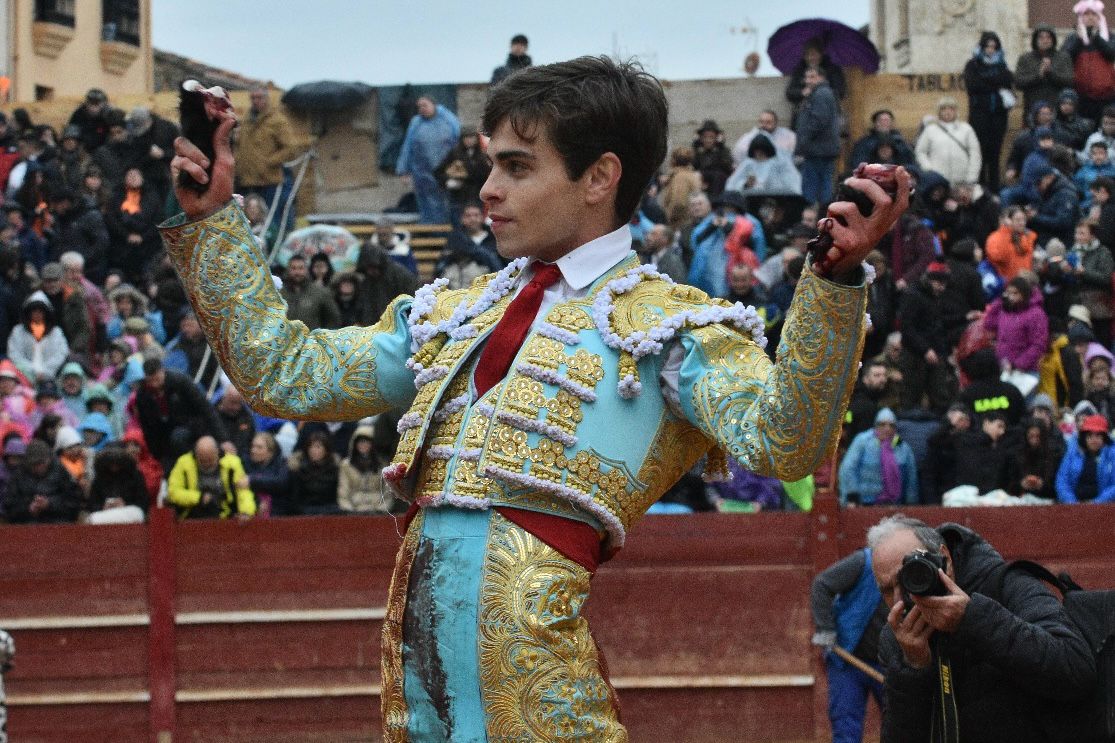 La novillada con picadores del Carnaval del Toro, en imágenes