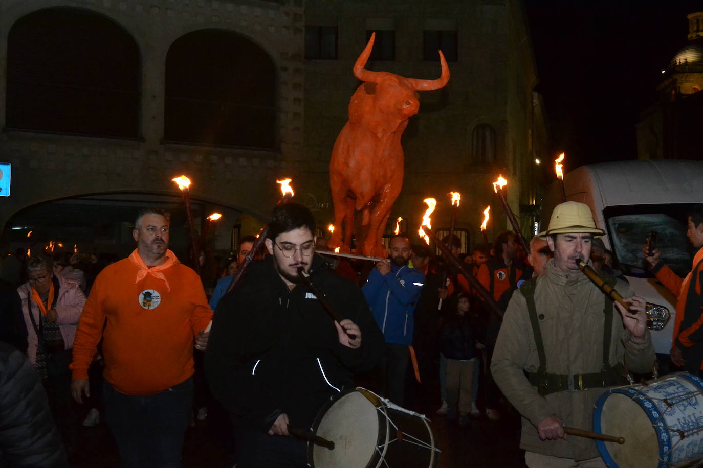 Los cenizos despiden con tristeza al Carnaval del Toro