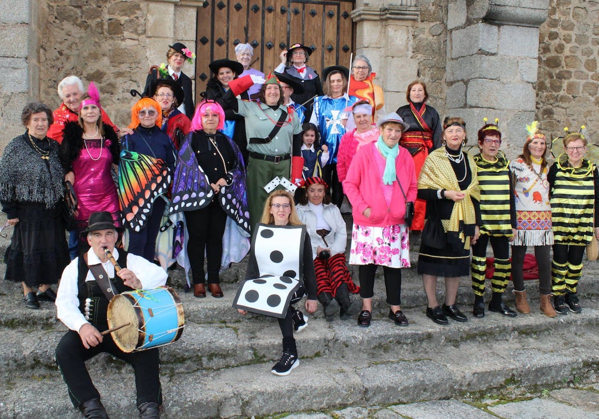 Montemayor del Río disfruta de un nuevo Martes de Carnaval