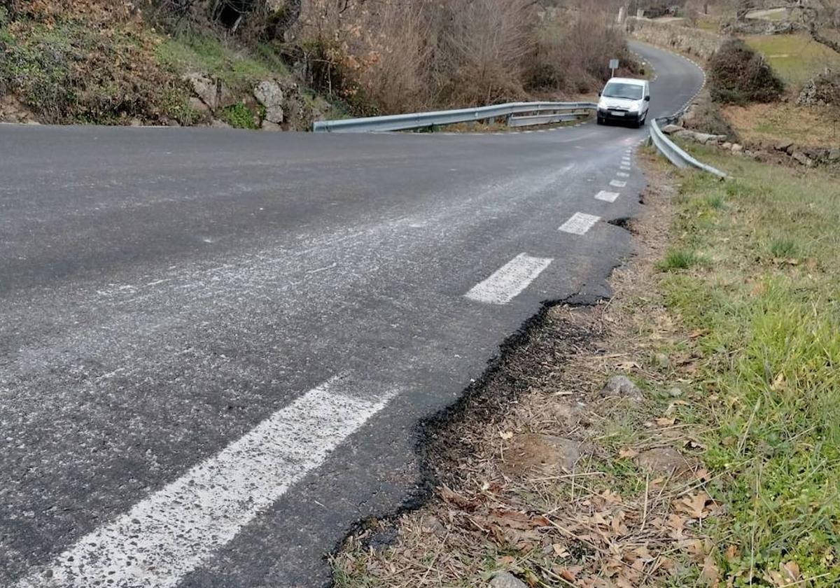 Imagen del tramo de la carretera entre Béjar y Sanchotello.