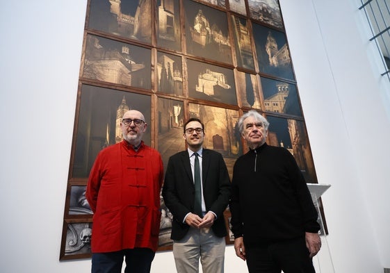 Fernando Castro Flórez, Ángel Fernández y Ángel Marcos, en la inauguración de la exposición en el DA2.