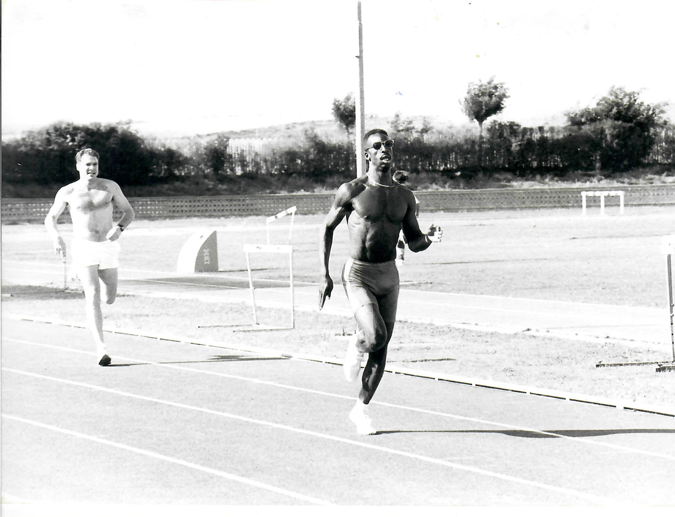 ﻿El atleta estadounidense de 200 y 400 metros estuvo en dos ocasiones en Salamanca en 1992 y 1994 para disputar el Gran Premio Diputación de atletismo