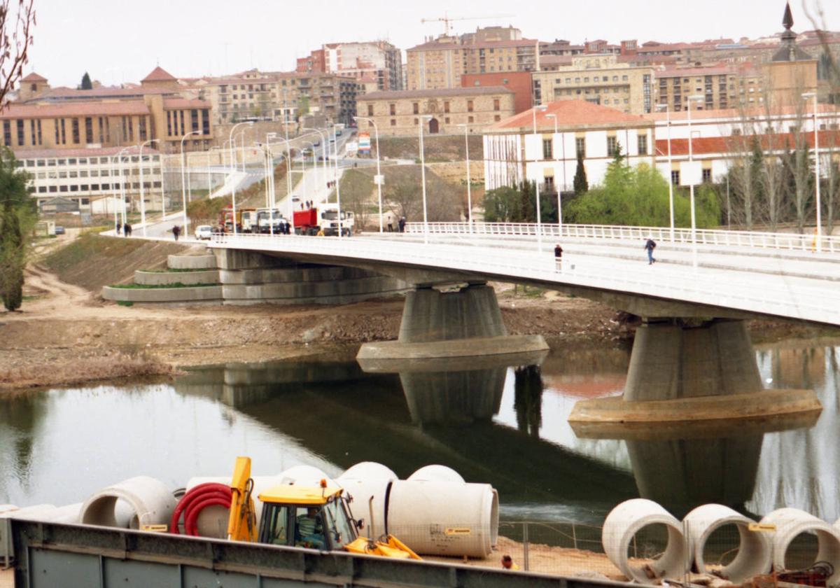 Imagen del puente de San José en el año 2000.