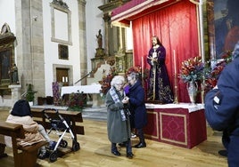 La iglesia de San Pablo acogió un anticipo ayer para las personas con problemas de movilidad.