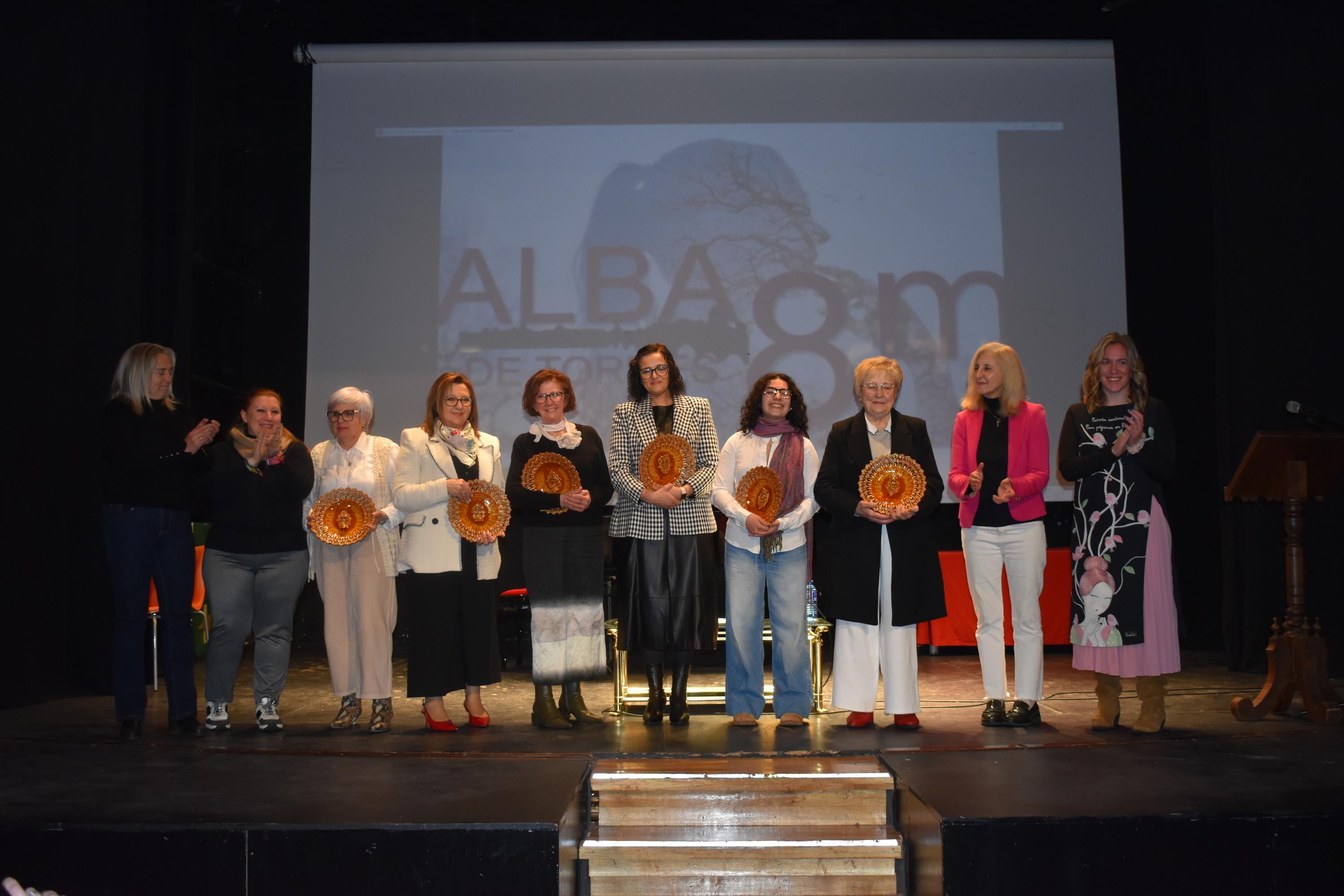 Gran homenaje en Alba de Tormes a la figura de la mujer