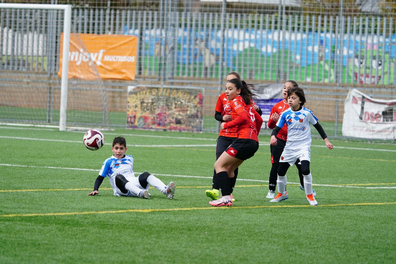 Las mejores imágenes de la jornada 19 en el fútbol base