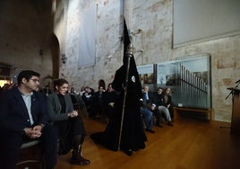 Presentación del hábito en la capilla de Santa Catalina de la Catedral.