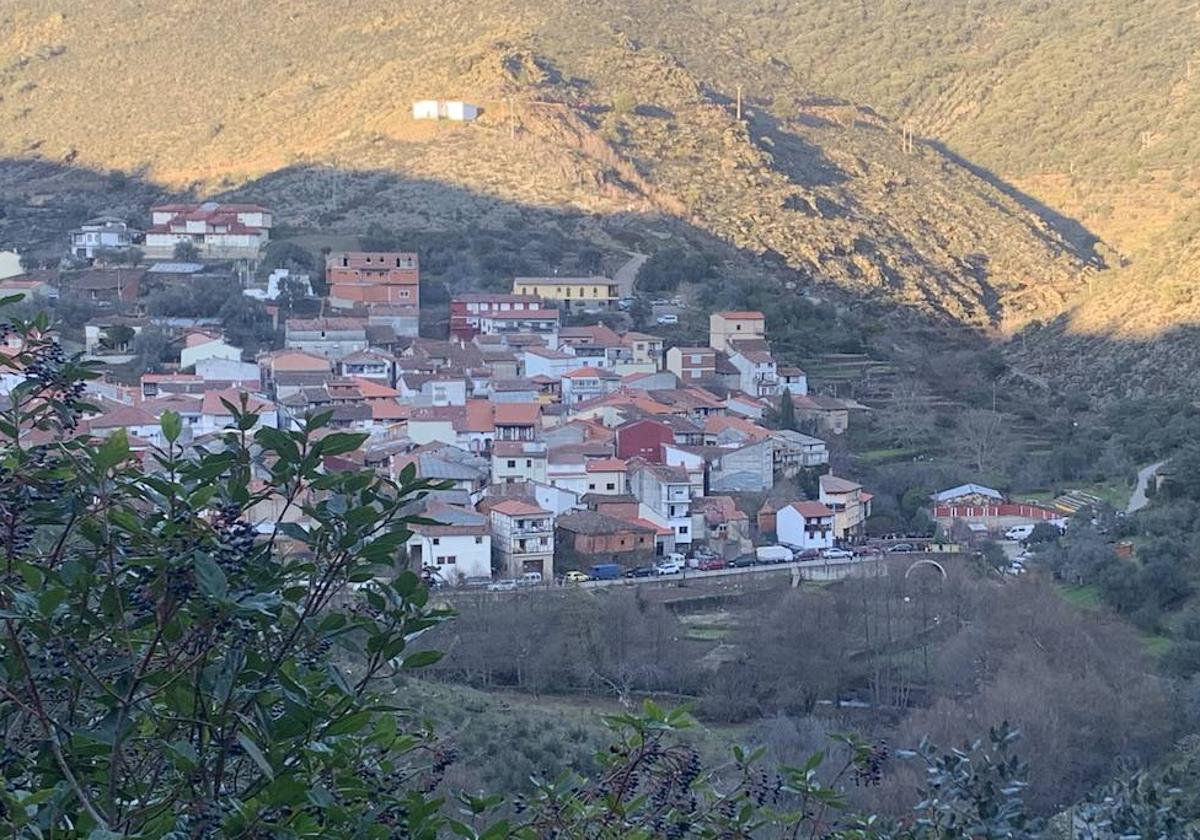 Panorámica de la localidad de Valero.