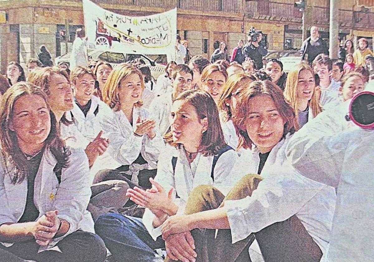 Manifestación de los estudiantes de Medicina en el año 2000.