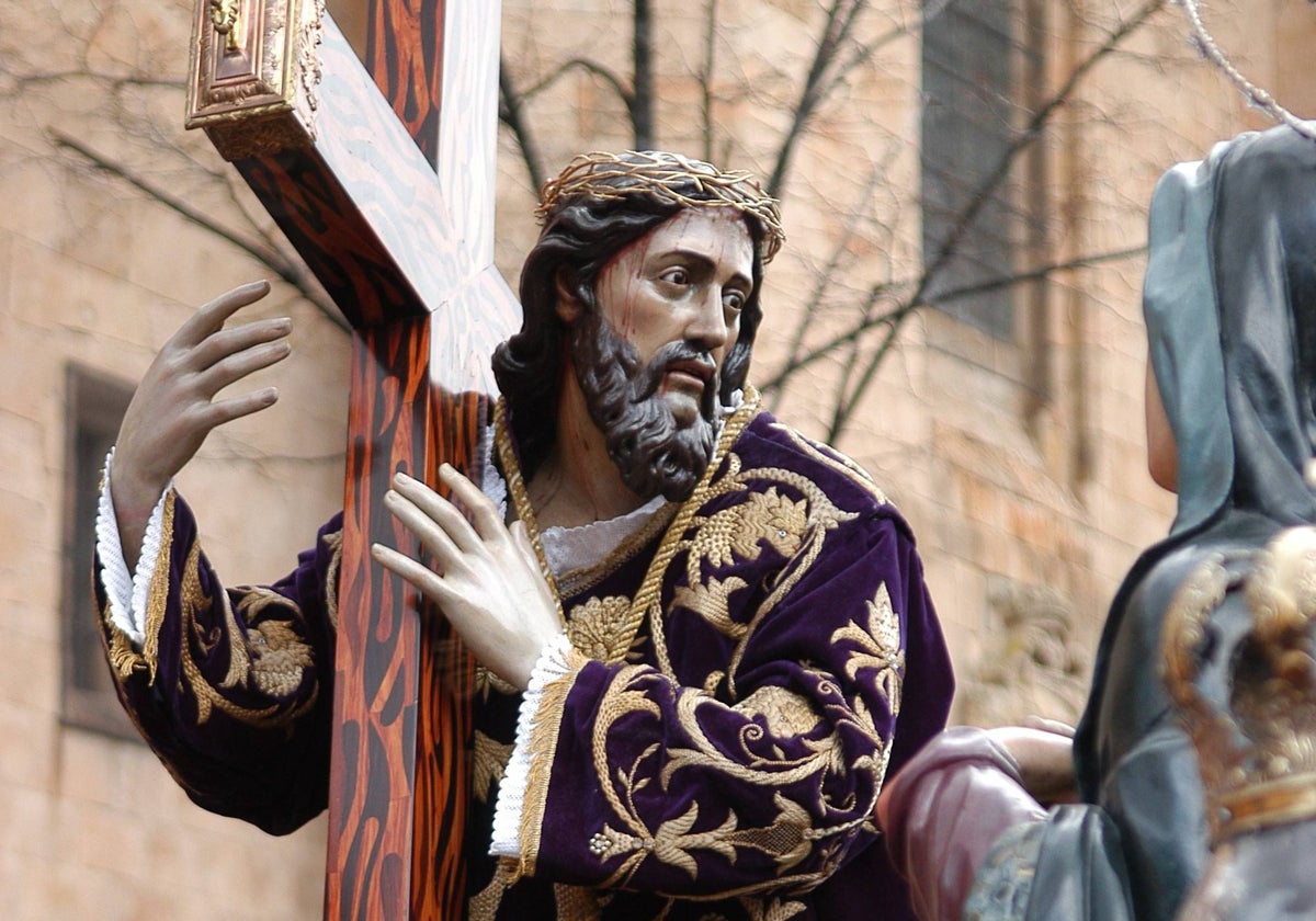 Imagen de Jesús Nazareno en su procesión del Viernes Santo.