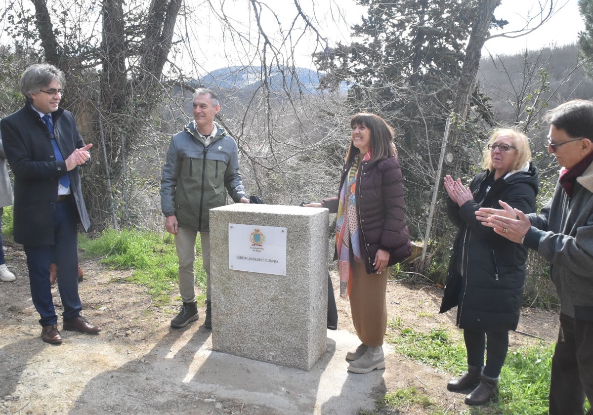 Béjar rinde homenaje a Lale Cubino y estrena una placa con su nombre en la subida a Monte Mario