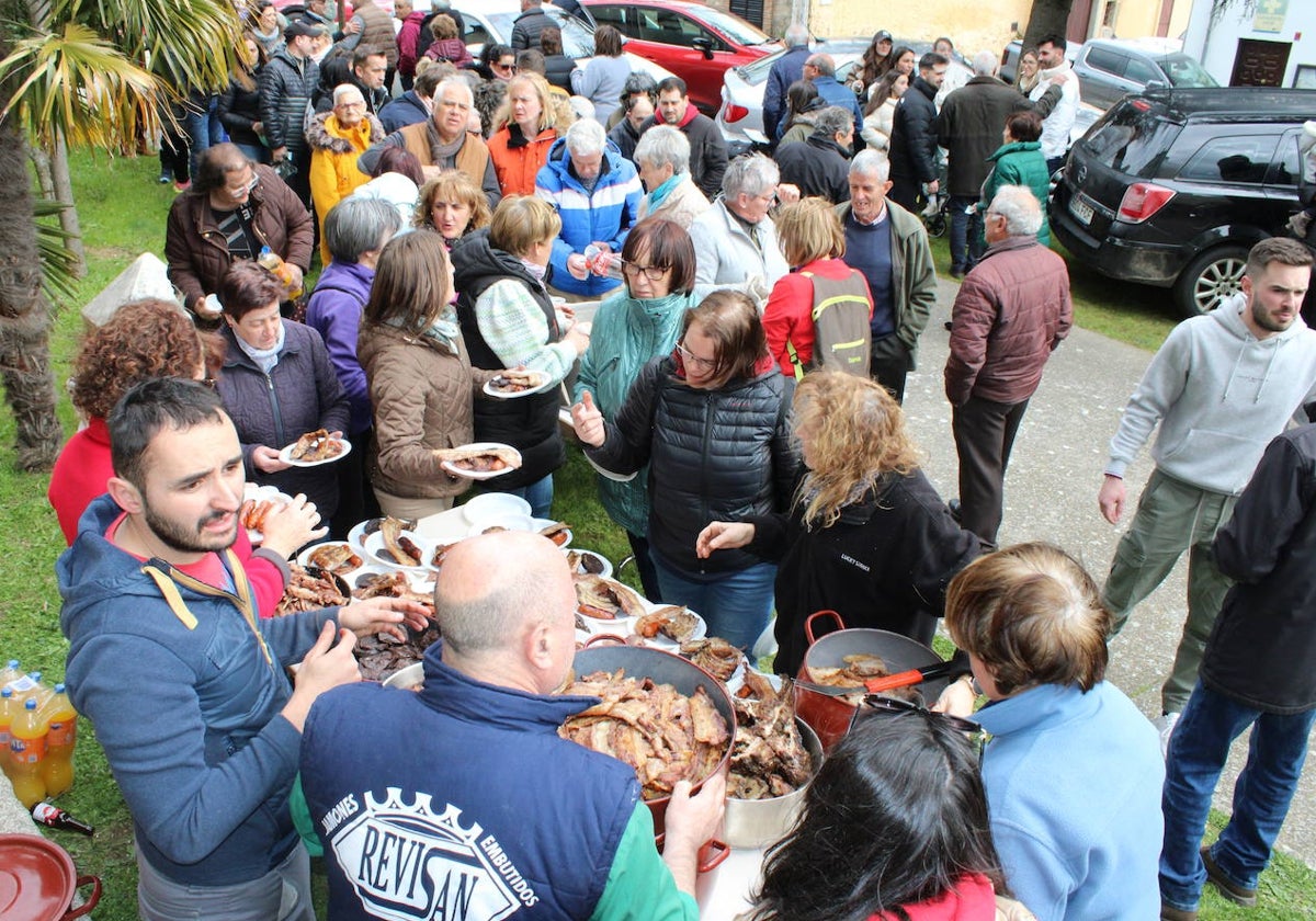 Valdefuentes de Sangusín disfruta de un animado fin de semana matancero