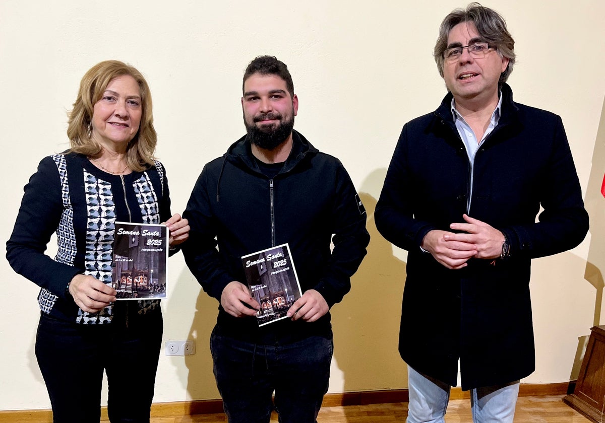 Purificación Pozo, Roberto Mannini y Luis Francisco Martín, en el convento de San Francisco de Béjar.