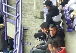 Rafael Dueñas y Hugo Mora viendo el choque entre el Valladolid y el Celta de este mismo sábado en el José Zorrila.