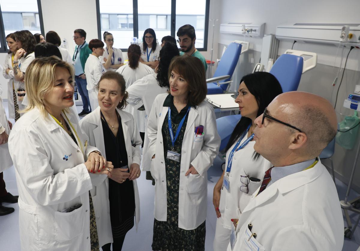 Investigadores del IBSAL en la Unidad de Ensayos Clínicos del Hospital.